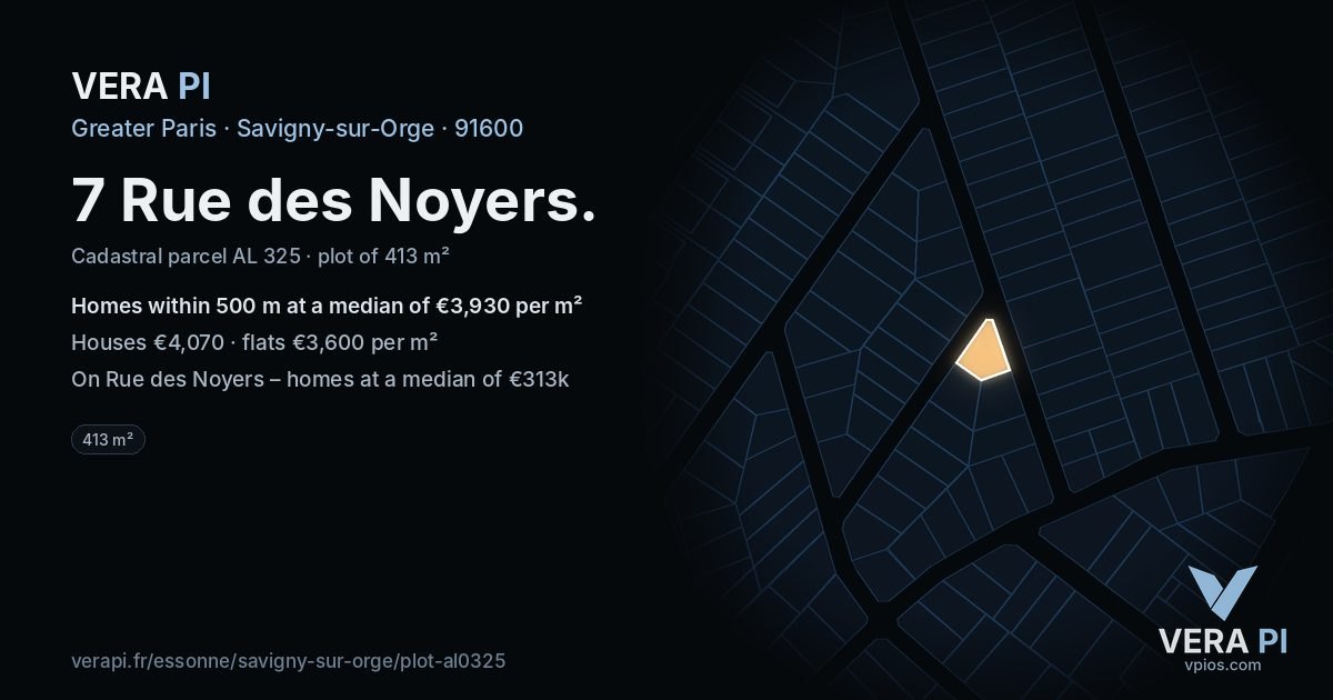 7 Rue des Noyers, Savigny-sur-Orge at night – the plot lit, the parcels around coloured by the prices near them