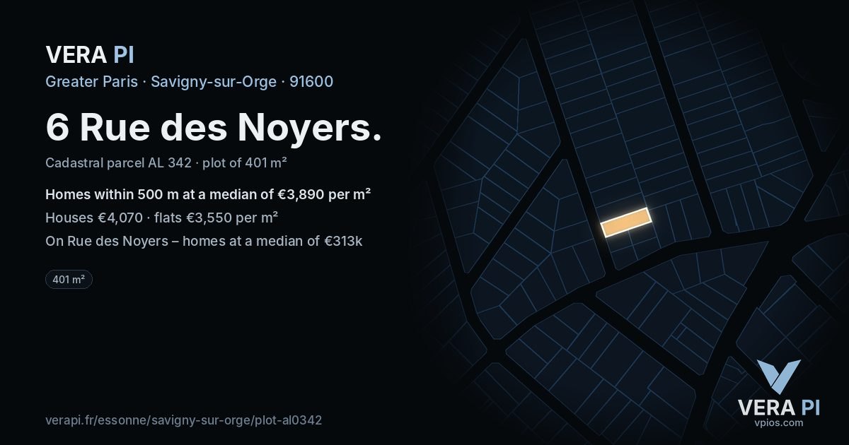 6 Rue des Noyers, Savigny-sur-Orge at night – the plot lit, the parcels around coloured by the prices near them