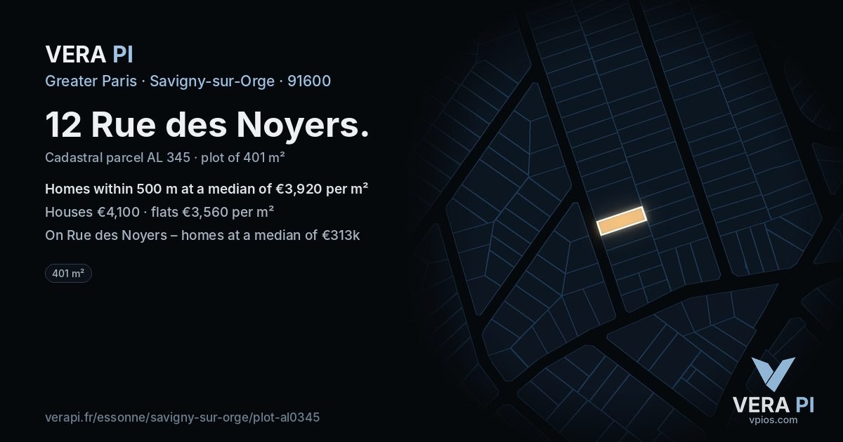12 Rue des Noyers, Savigny-sur-Orge at night – the plot lit, the parcels around coloured by the prices near them