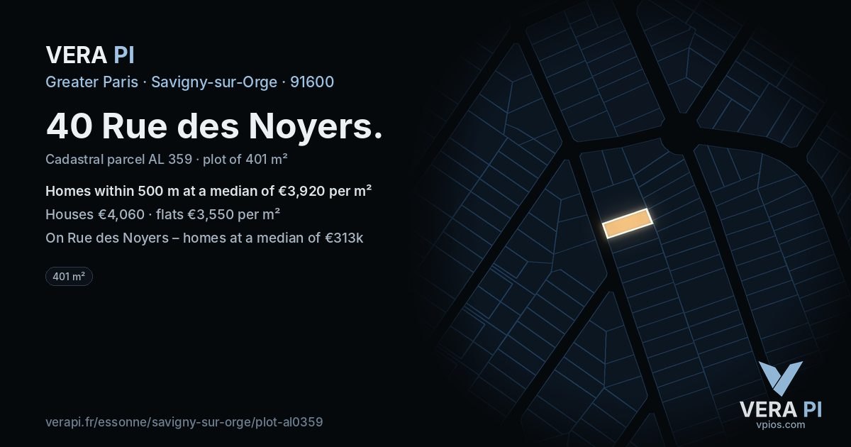 40 Rue des Noyers, Savigny-sur-Orge at night – the plot lit, the parcels around coloured by the prices near them