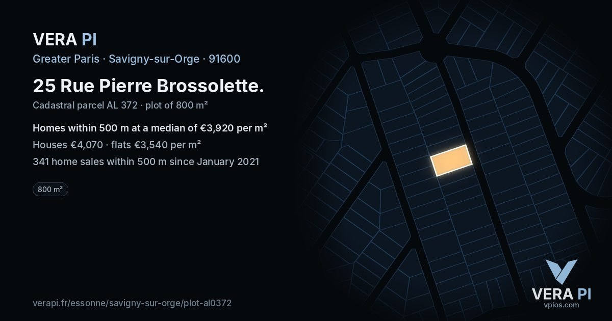 25 Rue Pierre Brossolette, Savigny-sur-Orge at night – the plot lit, the parcels around coloured by the prices near them