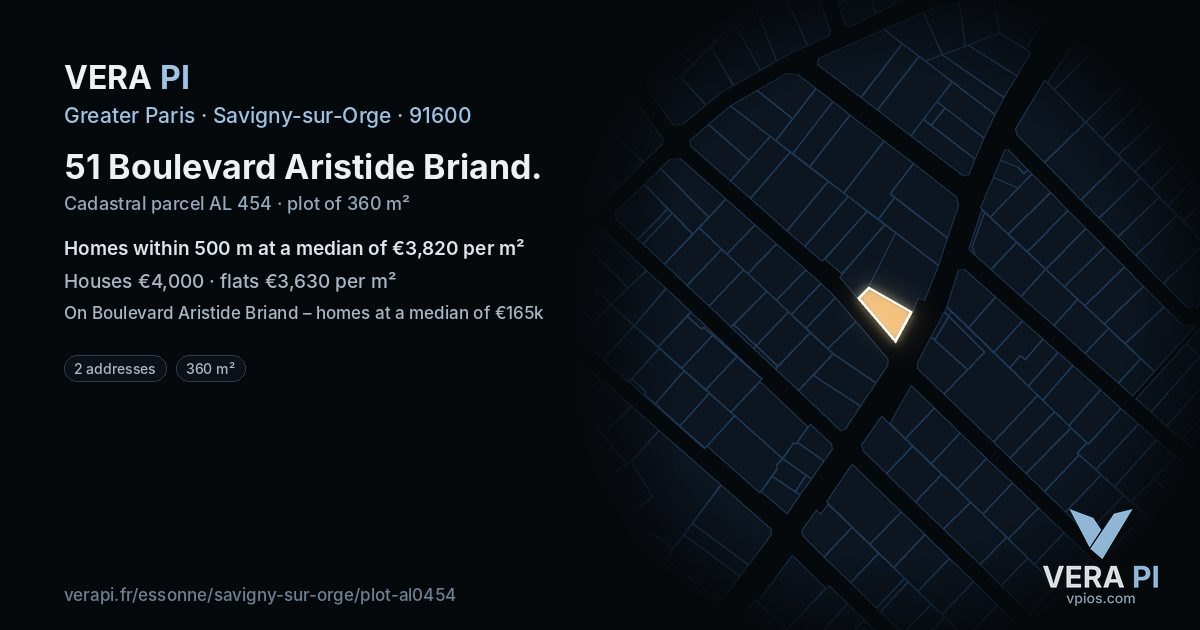 51 Boulevard Aristide Briand, Savigny-sur-Orge at night – the plot lit, the parcels around coloured by the prices near them