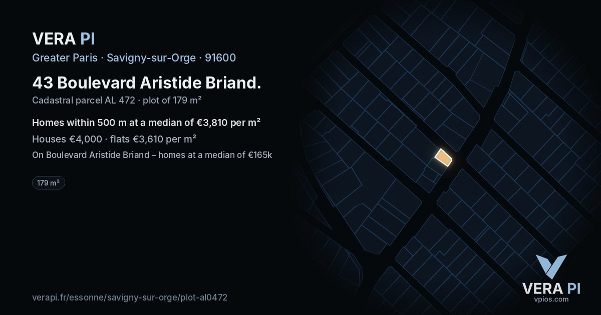 43 Boulevard Aristide Briand, Savigny-sur-Orge at night – the plot lit, the parcels around coloured by the prices near them
