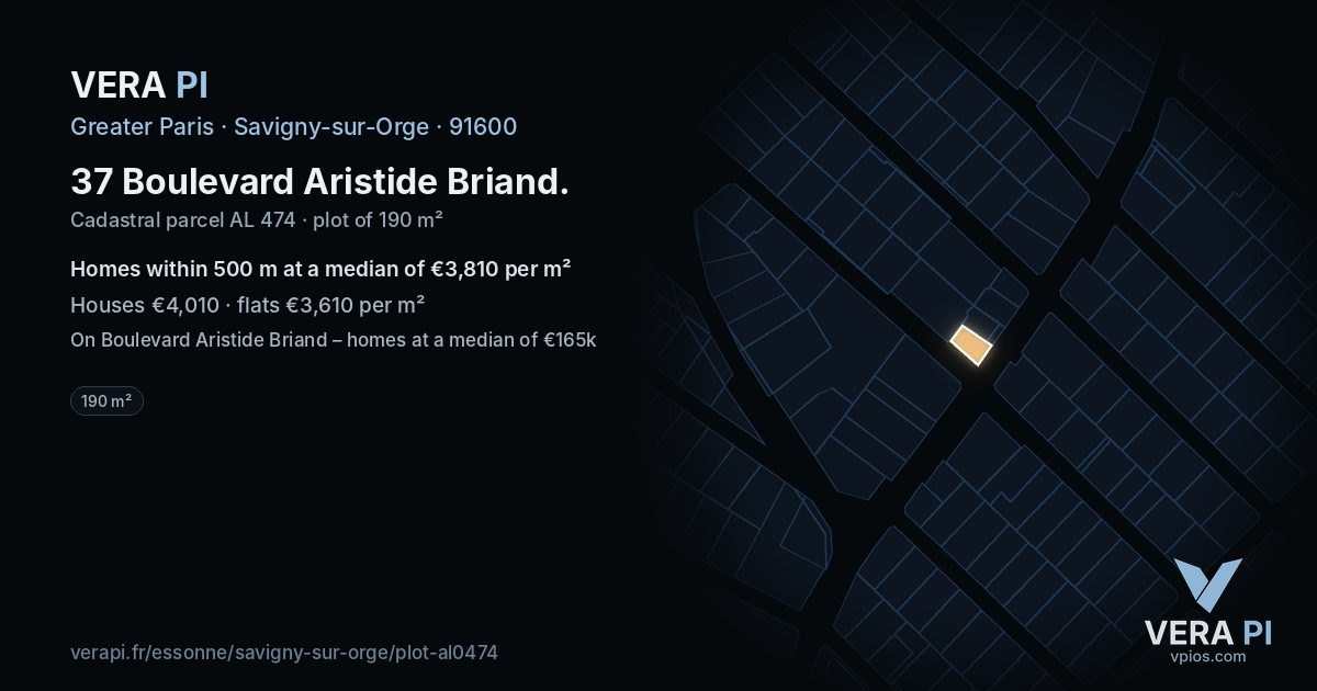 37 Boulevard Aristide Briand, Savigny-sur-Orge at night – the plot lit, the parcels around coloured by the prices near them