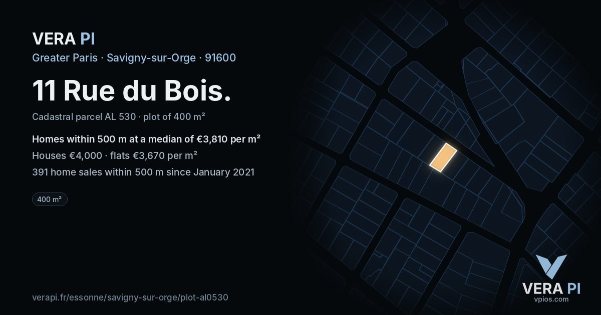 11 Rue du Bois, Savigny-sur-Orge at night – the plot lit, the parcels around coloured by the prices near them