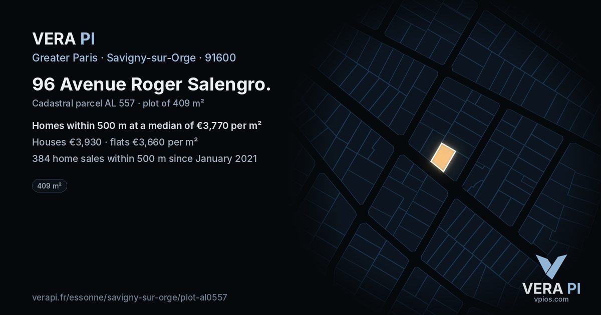 96 Avenue Roger Salengro, Savigny-sur-Orge at night – the plot lit, the parcels around coloured by the prices near them