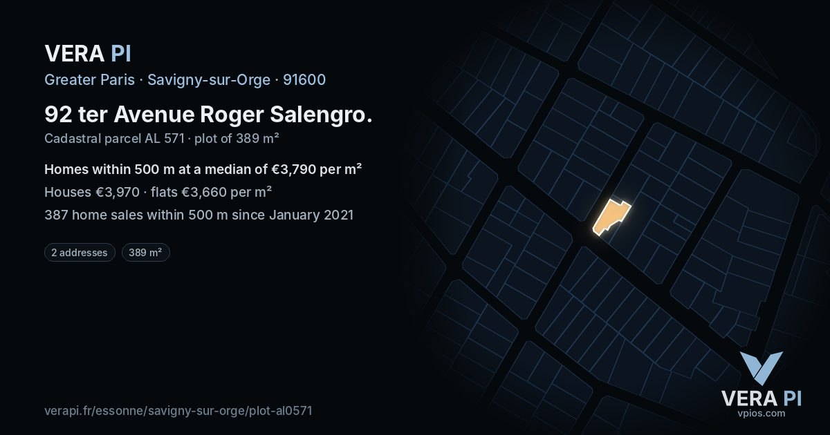 92 ter Avenue Roger Salengro, Savigny-sur-Orge at night – the plot lit, the parcels around coloured by the prices near them