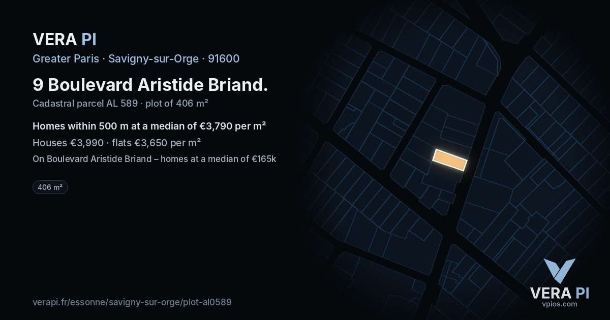 9 Boulevard Aristide Briand, Savigny-sur-Orge at night – the plot lit, the parcels around coloured by the prices near them