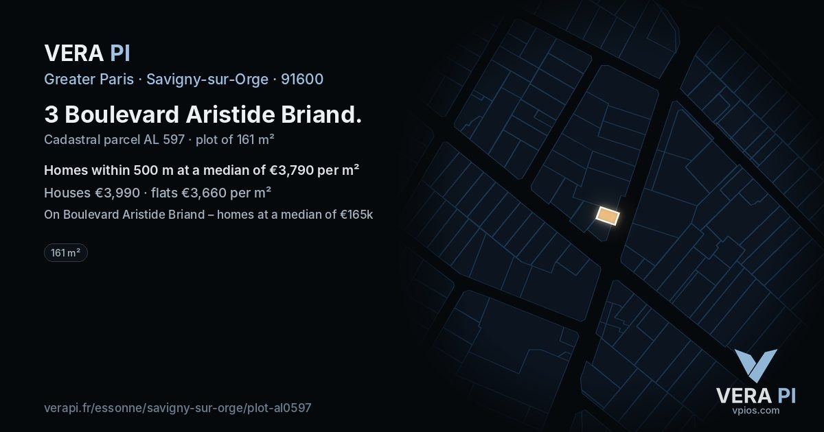 3 Boulevard Aristide Briand, Savigny-sur-Orge at night – the plot lit, the parcels around coloured by the prices near them