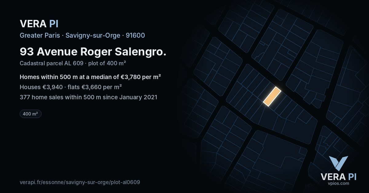 93 Avenue Roger Salengro, Savigny-sur-Orge at night – the plot lit, the parcels around coloured by the prices near them