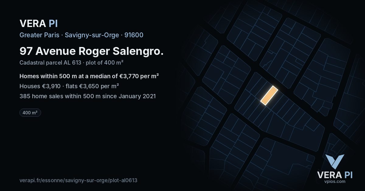 97 Avenue Roger Salengro, Savigny-sur-Orge at night – the plot lit, the parcels around coloured by the prices near them