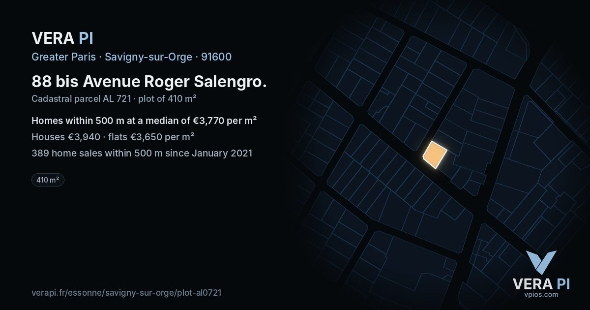 88 bis Avenue Roger Salengro, Savigny-sur-Orge at night – the plot lit, the parcels around coloured by the prices near them