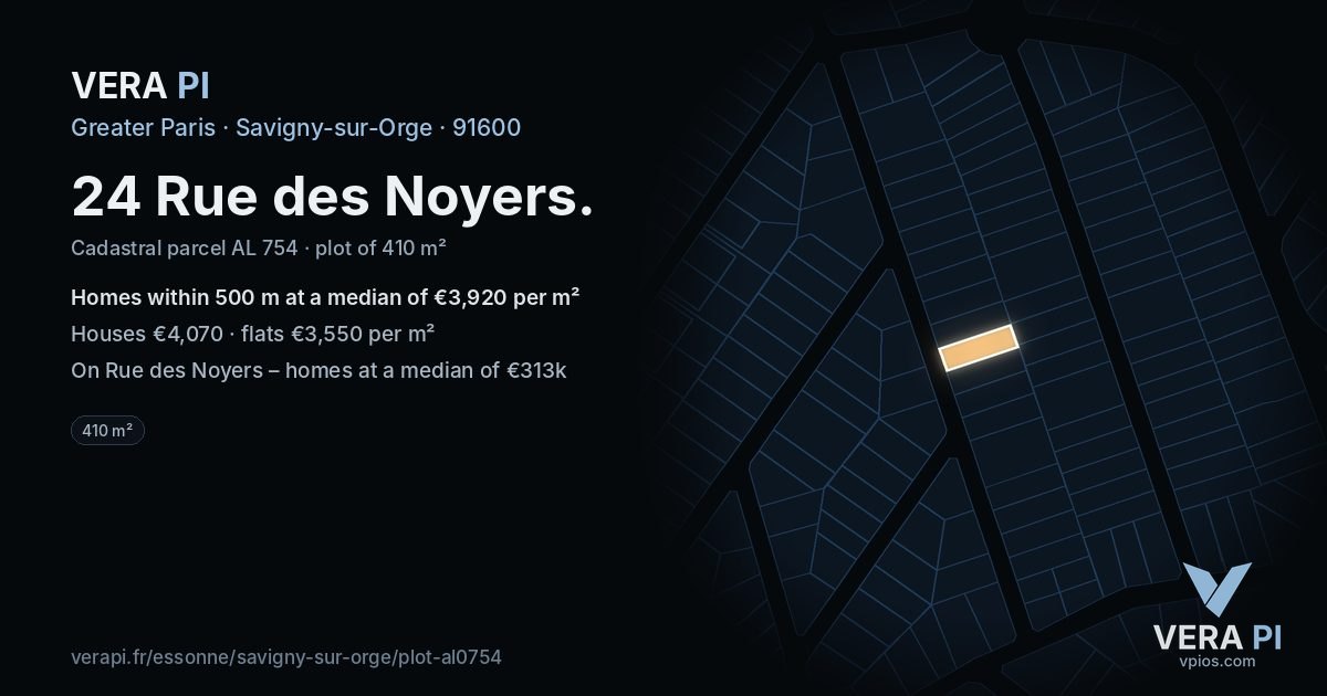 24 Rue des Noyers, Savigny-sur-Orge at night – the plot lit, the parcels around coloured by the prices near them