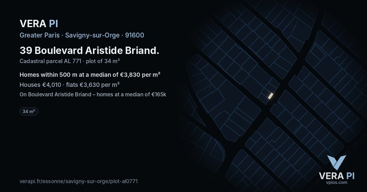 39 Boulevard Aristide Briand, Savigny-sur-Orge at night – the plot lit, the parcels around coloured by the prices near them