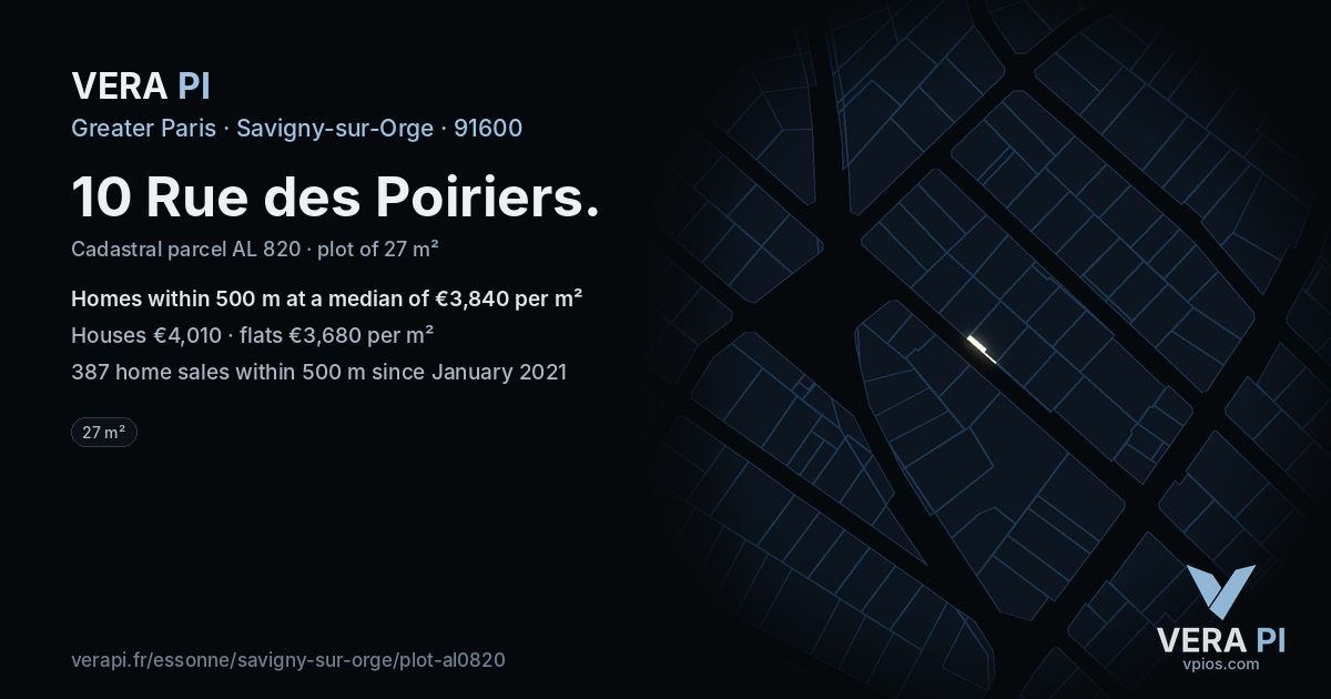 10 Rue des Poiriers, Savigny-sur-Orge at night – the plot lit, the parcels around coloured by the prices near them