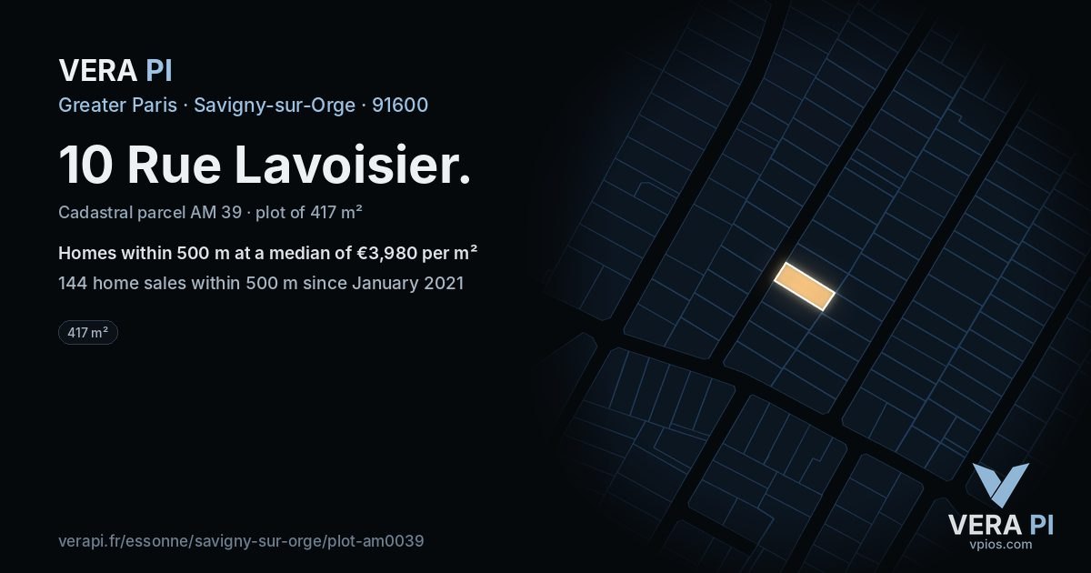 10 Rue Lavoisier, Savigny-sur-Orge at night – the plot lit, the parcels around coloured by the prices near them