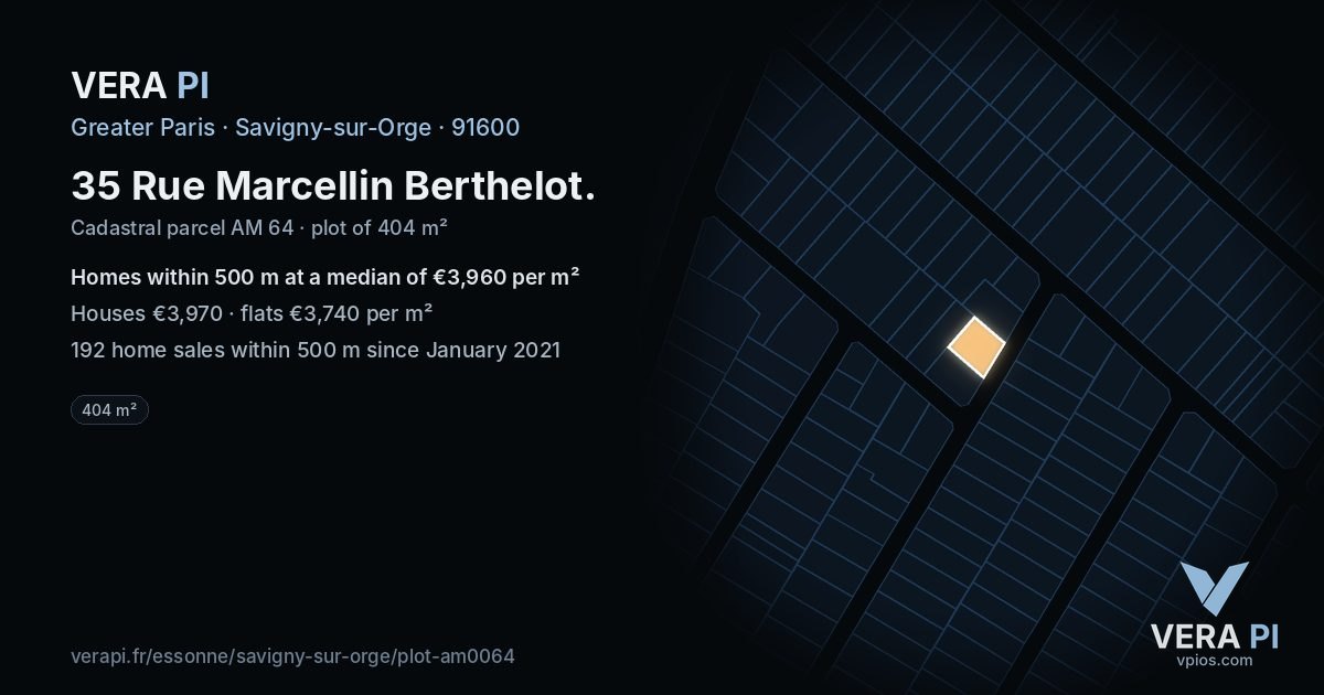 35 Rue Marcellin Berthelot, Savigny-sur-Orge at night – the plot lit, the parcels around coloured by the prices near them