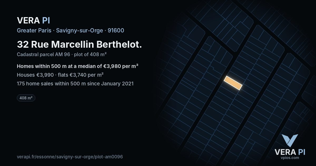 32 Rue Marcellin Berthelot, Savigny-sur-Orge at night – the plot lit, the parcels around coloured by the prices near them