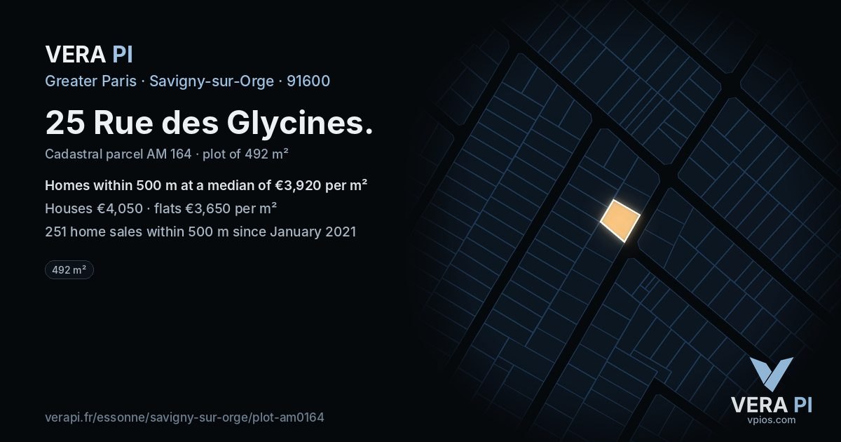 25 Rue des Glycines, Savigny-sur-Orge at night – the plot lit, the parcels around coloured by the prices near them