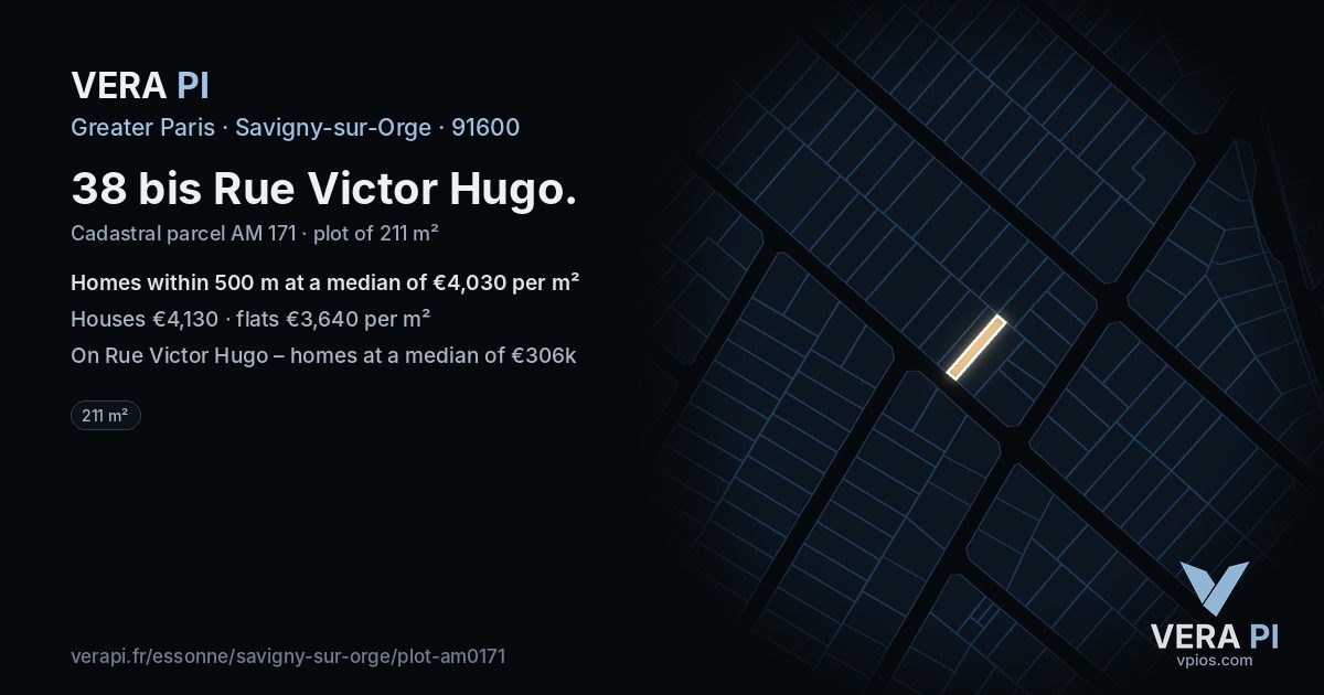38 bis Rue Victor Hugo, Savigny-sur-Orge at night – the plot lit, the parcels around coloured by the prices near them