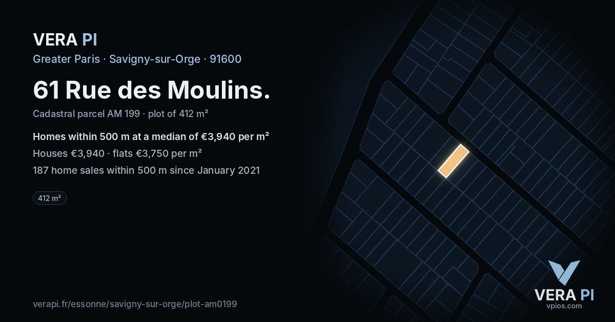 61 Rue des Moulins, Savigny-sur-Orge at night – the plot lit, the parcels around coloured by the prices near them