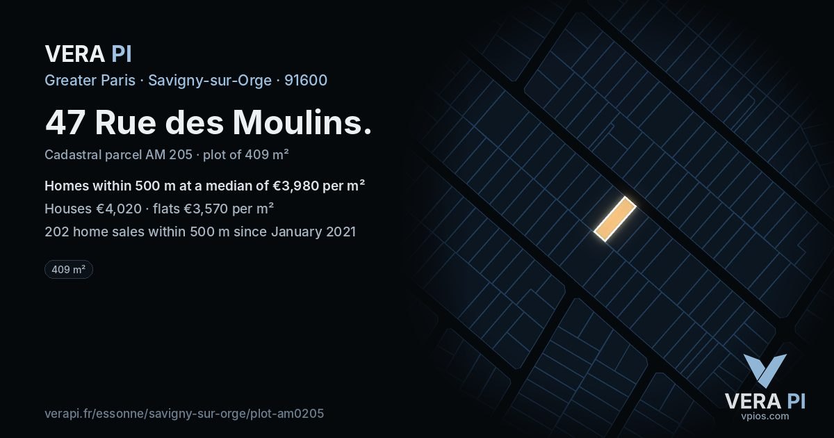 47 Rue des Moulins, Savigny-sur-Orge at night – the plot lit, the parcels around coloured by the prices near them