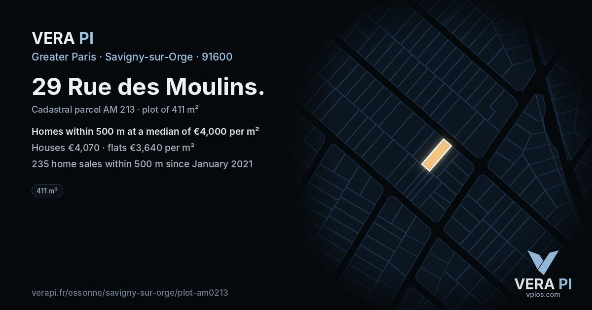 29 Rue des Moulins, Savigny-sur-Orge at night – the plot lit, the parcels around coloured by the prices near them