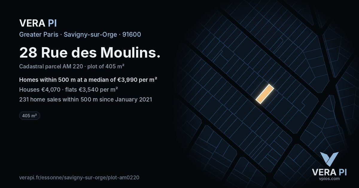 28 Rue des Moulins, Savigny-sur-Orge at night – the plot lit, the parcels around coloured by the prices near them