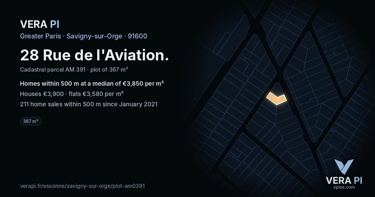 28 Rue de l'Aviation, Savigny-sur-Orge at night – the plot lit, the parcels around coloured by the prices near them