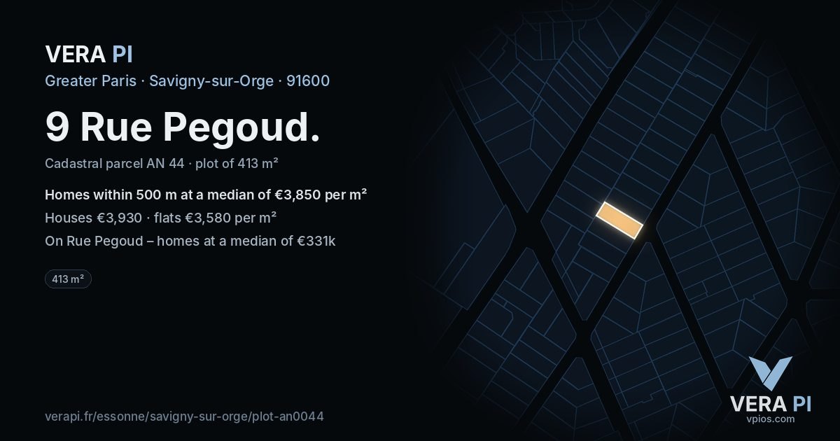 9 Rue Pegoud, Savigny-sur-Orge at night – the plot lit, the parcels around coloured by the prices near them