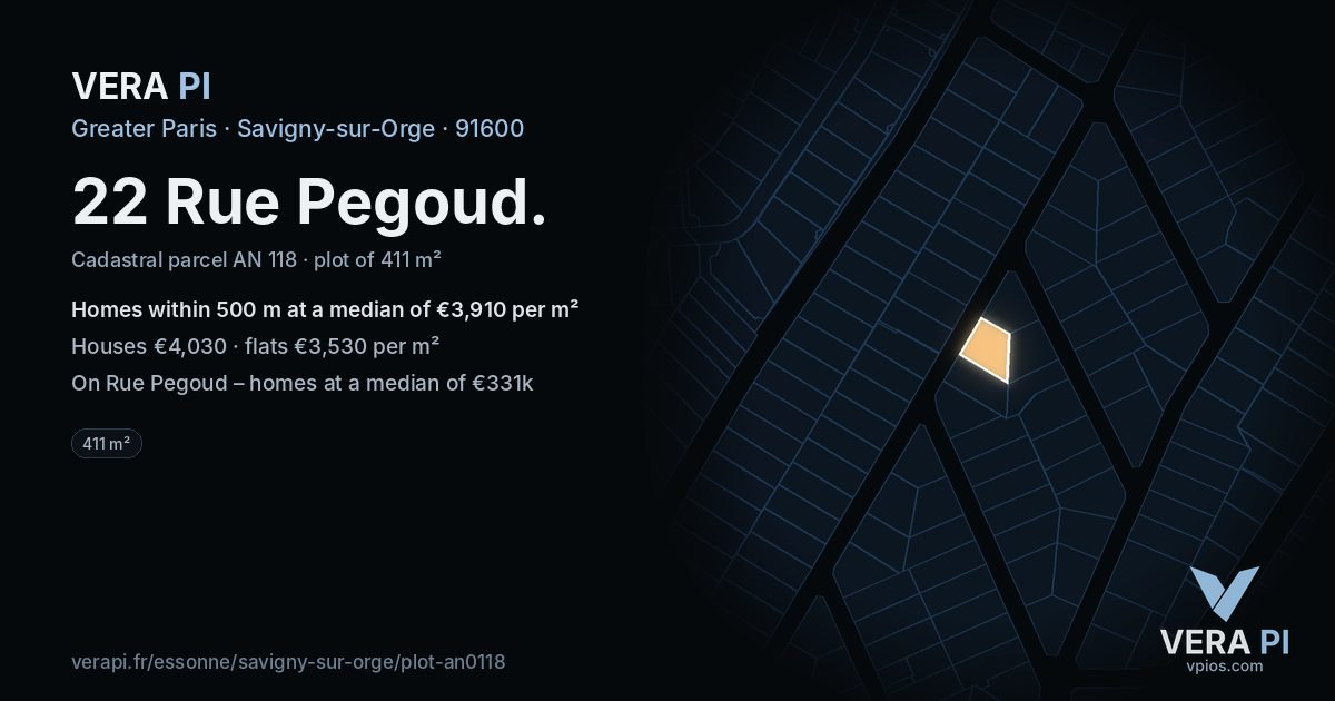 22 Rue Pegoud, Savigny-sur-Orge at night – the plot lit, the parcels around coloured by the prices near them