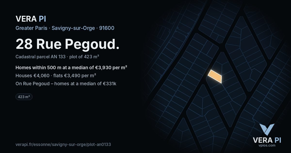 28 Rue Pegoud, Savigny-sur-Orge at night – the plot lit, the parcels around coloured by the prices near them