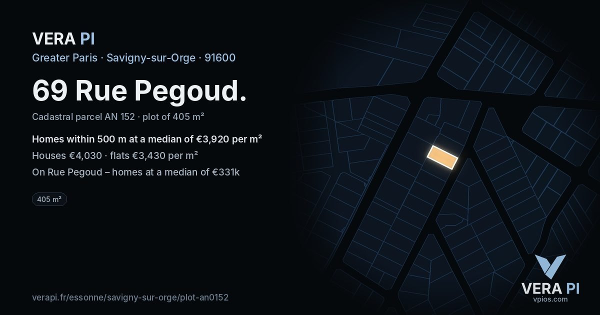 69 Rue Pegoud, Savigny-sur-Orge at night – the plot lit, the parcels around coloured by the prices near them