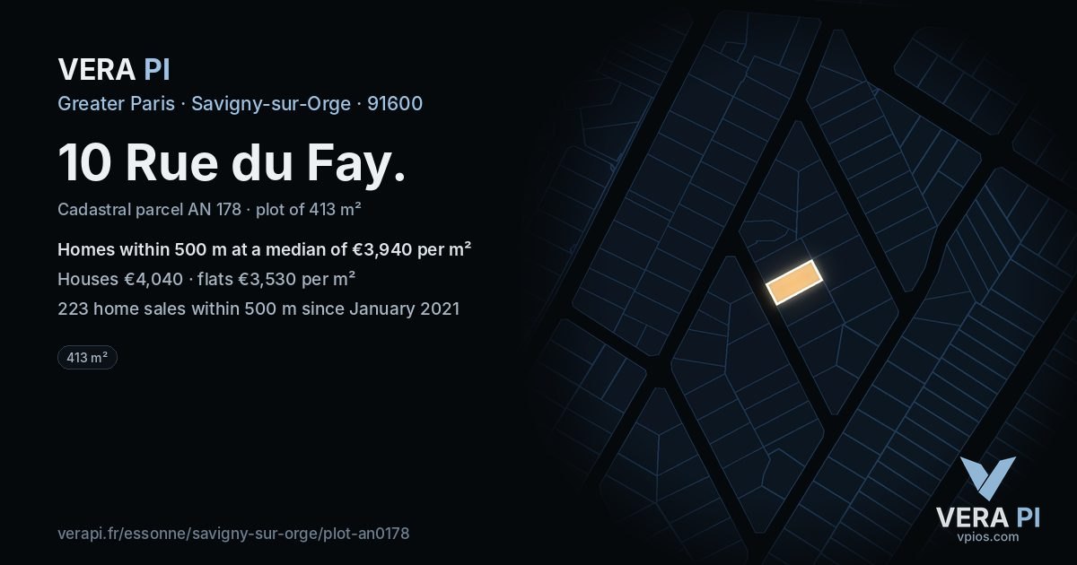 10 Rue du Fay, Savigny-sur-Orge at night – the plot lit, the parcels around coloured by the prices near them