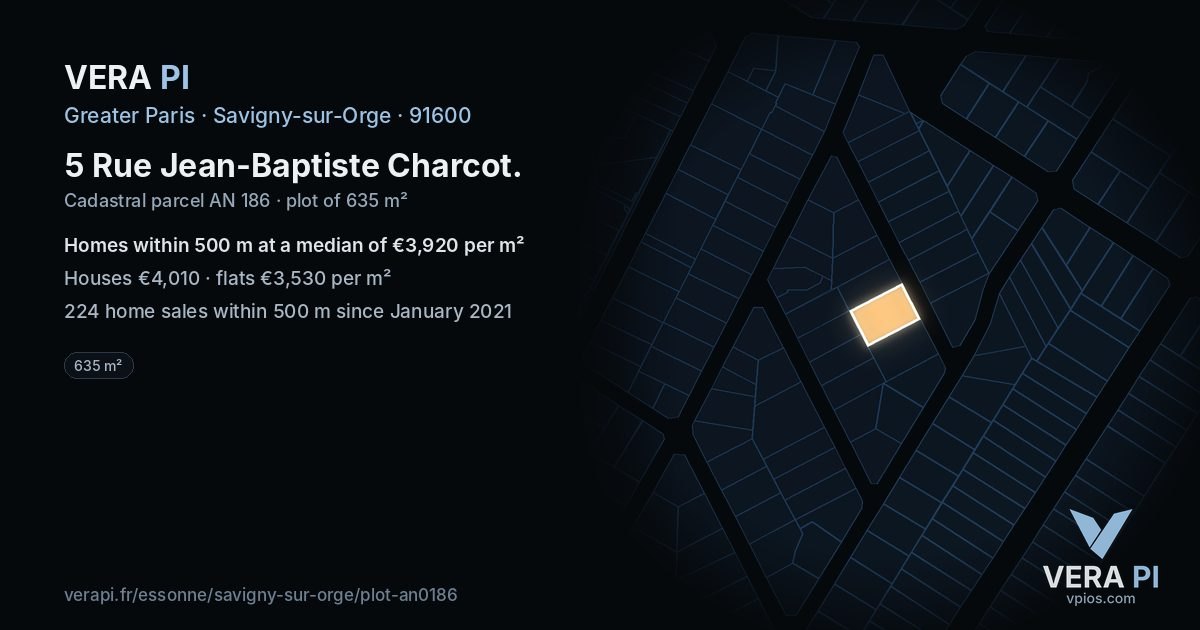 5 Rue Jean-Baptiste Charcot, Savigny-sur-Orge at night – the plot lit, the parcels around coloured by the prices near them