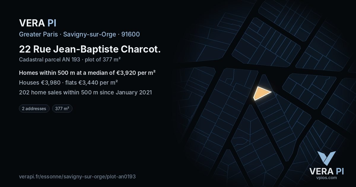 22 Rue Jean-Baptiste Charcot, Savigny-sur-Orge at night – the plot lit, the parcels around coloured by the prices near them