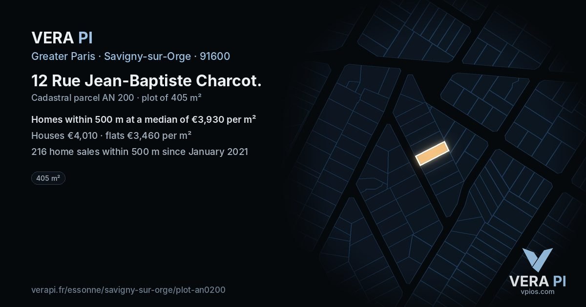 12 Rue Jean-Baptiste Charcot, Savigny-sur-Orge at night – the plot lit, the parcels around coloured by the prices near them