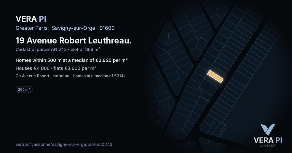 19 Avenue Robert Leuthreau, Savigny-sur-Orge at night – the plot lit, the parcels around coloured by the prices near them