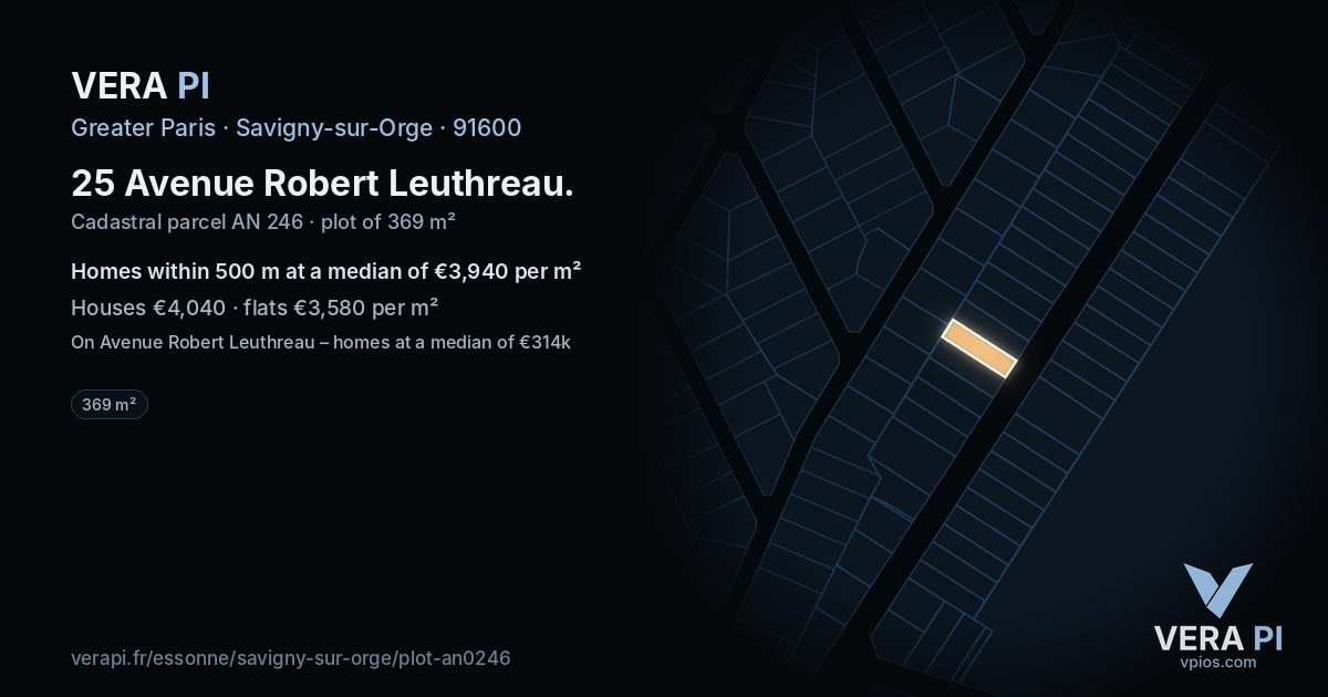 25 Avenue Robert Leuthreau, Savigny-sur-Orge at night – the plot lit, the parcels around coloured by the prices near them