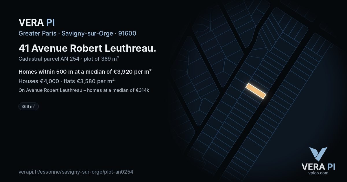 41 Avenue Robert Leuthreau, Savigny-sur-Orge at night – the plot lit, the parcels around coloured by the prices near them