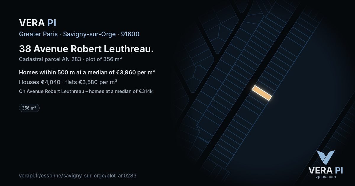 38 Avenue Robert Leuthreau, Savigny-sur-Orge at night – the plot lit, the parcels around coloured by the prices near them