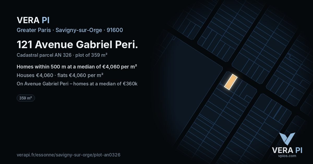 121 Avenue Gabriel Peri, Savigny-sur-Orge at night – the plot lit, the parcels around coloured by the prices near them