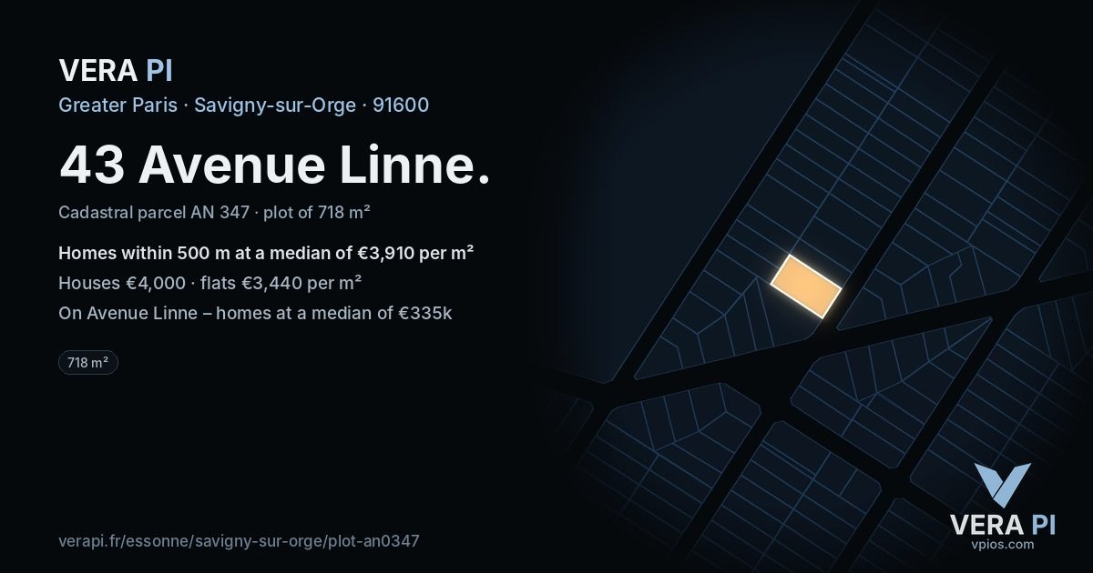 43 Avenue Linne, Savigny-sur-Orge at night – the plot lit, the parcels around coloured by the prices near them