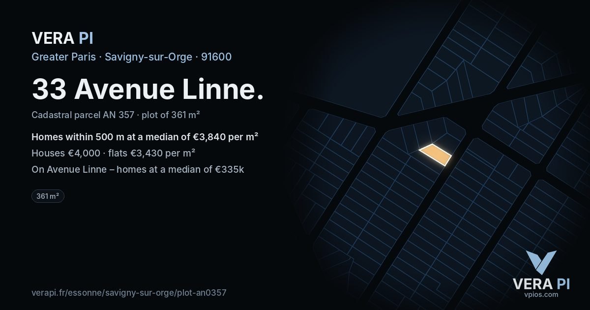 33 Avenue Linne, Savigny-sur-Orge at night – the plot lit, the parcels around coloured by the prices near them