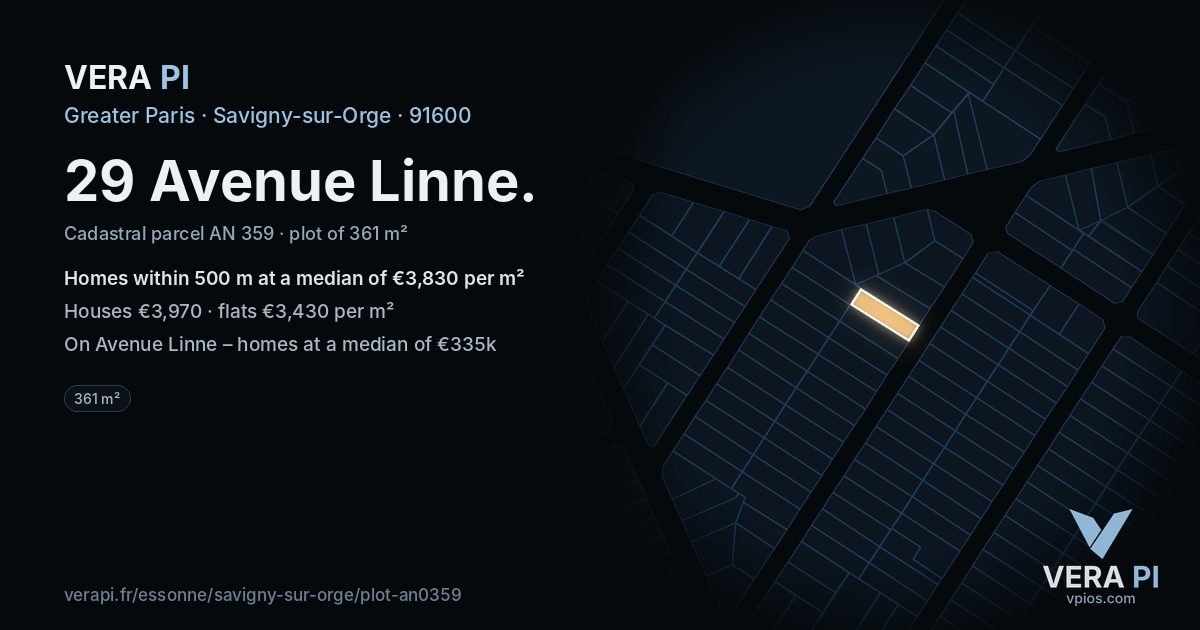 29 Avenue Linne, Savigny-sur-Orge at night – the plot lit, the parcels around coloured by the prices near them