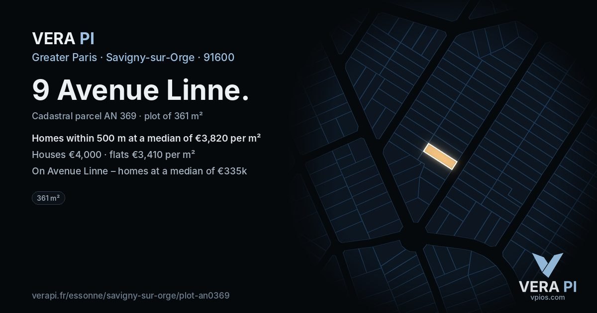 9 Avenue Linne, Savigny-sur-Orge at night – the plot lit, the parcels around coloured by the prices near them