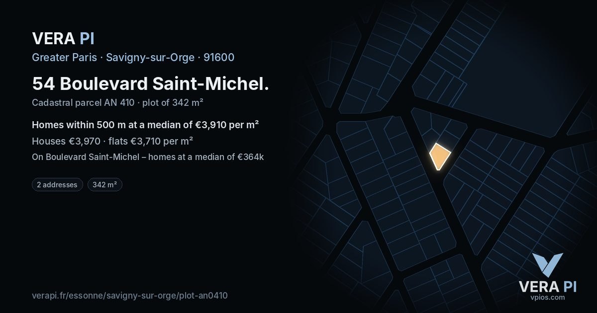 54 Boulevard Saint-Michel, Savigny-sur-Orge at night – the plot lit, the parcels around coloured by the prices near them