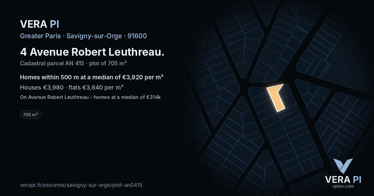 4 Avenue Robert Leuthreau, Savigny-sur-Orge at night – the plot lit, the parcels around coloured by the prices near them