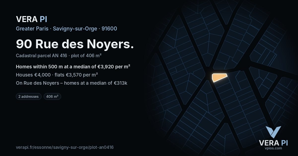 90 Rue des Noyers, Savigny-sur-Orge at night – the plot lit, the parcels around coloured by the prices near them