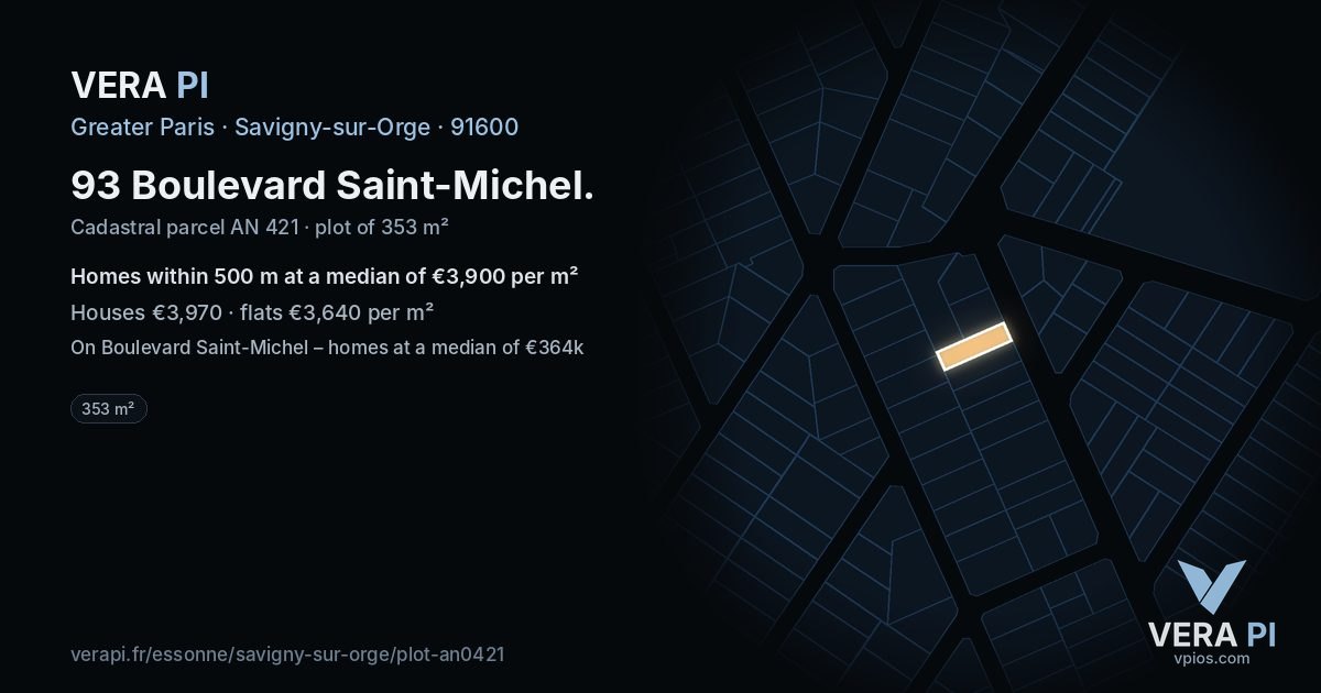 93 Boulevard Saint-Michel, Savigny-sur-Orge at night – the plot lit, the parcels around coloured by the prices near them